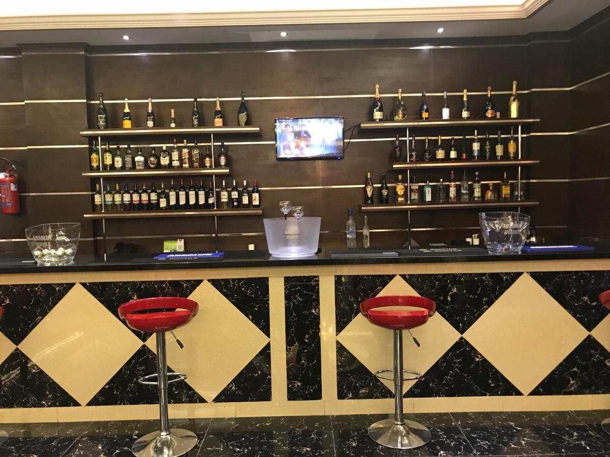 Boulevard Palace Hotel Monrovia Zewnętrze zdjęcie